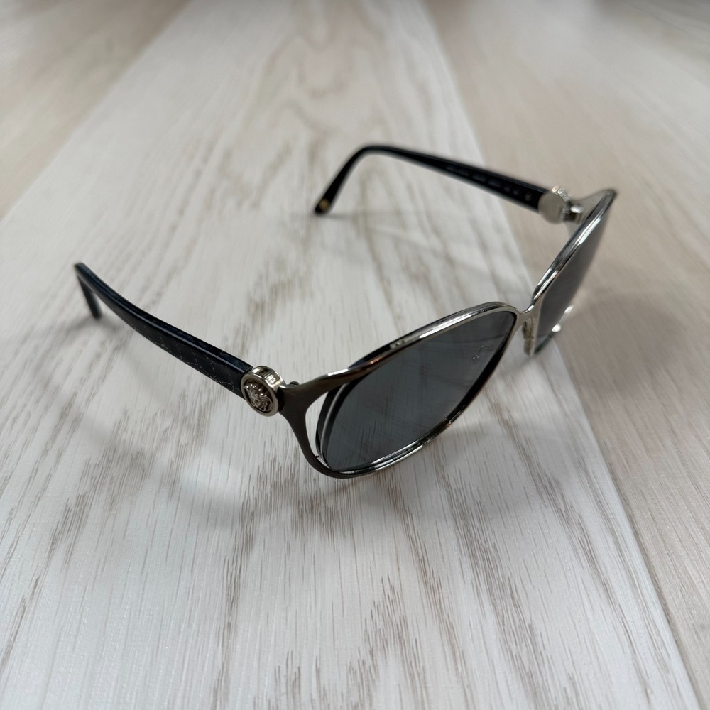 Versace MOD 2125-B Womens Gunmetal Frame Gray Lenses Curved Aviator Sunglasses